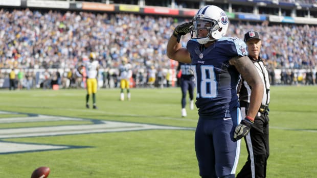 rishard-matthews-salute.jpg